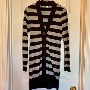 Shirt tunic dress black and gray stripes cardigan